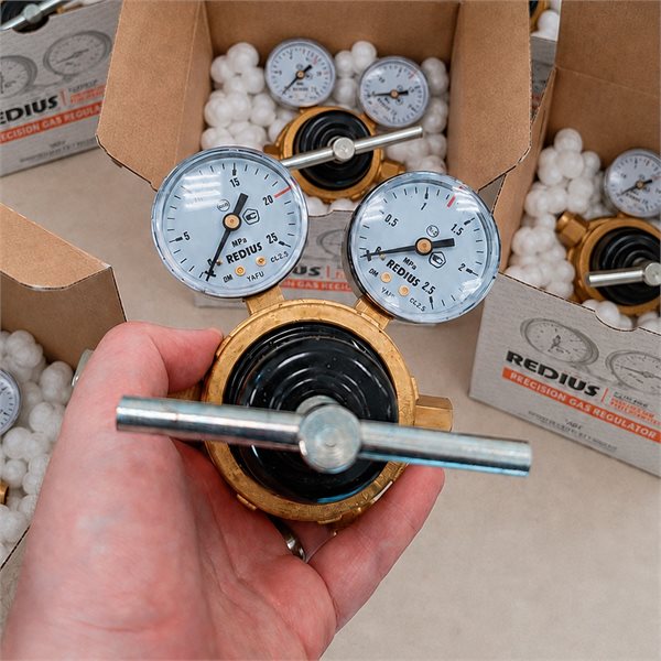 Редуктор водородный БВО-80-4 ТУ 3645-026-00220531 -95